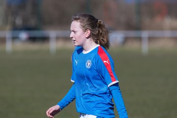 Bild 175 - wBJ Holstein Kiel II - Kieler MTV : Ergebnis: 2:1